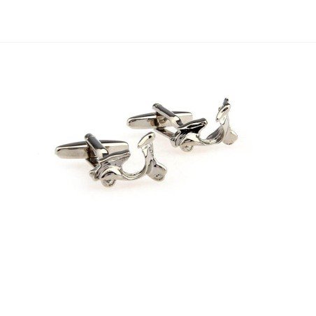 Gemelos con forma de moto vespa Gemelos con forma de moto vespa